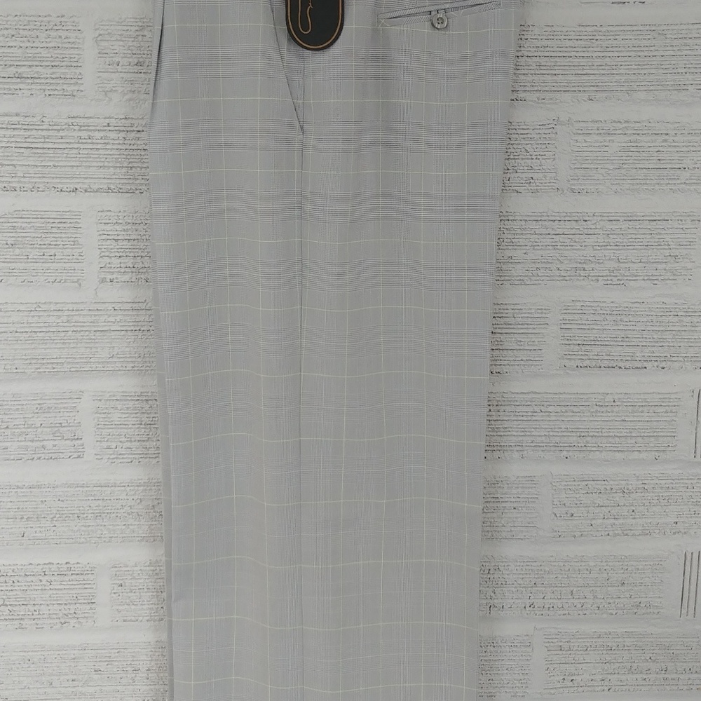 Diane Gilman Pant Collection.